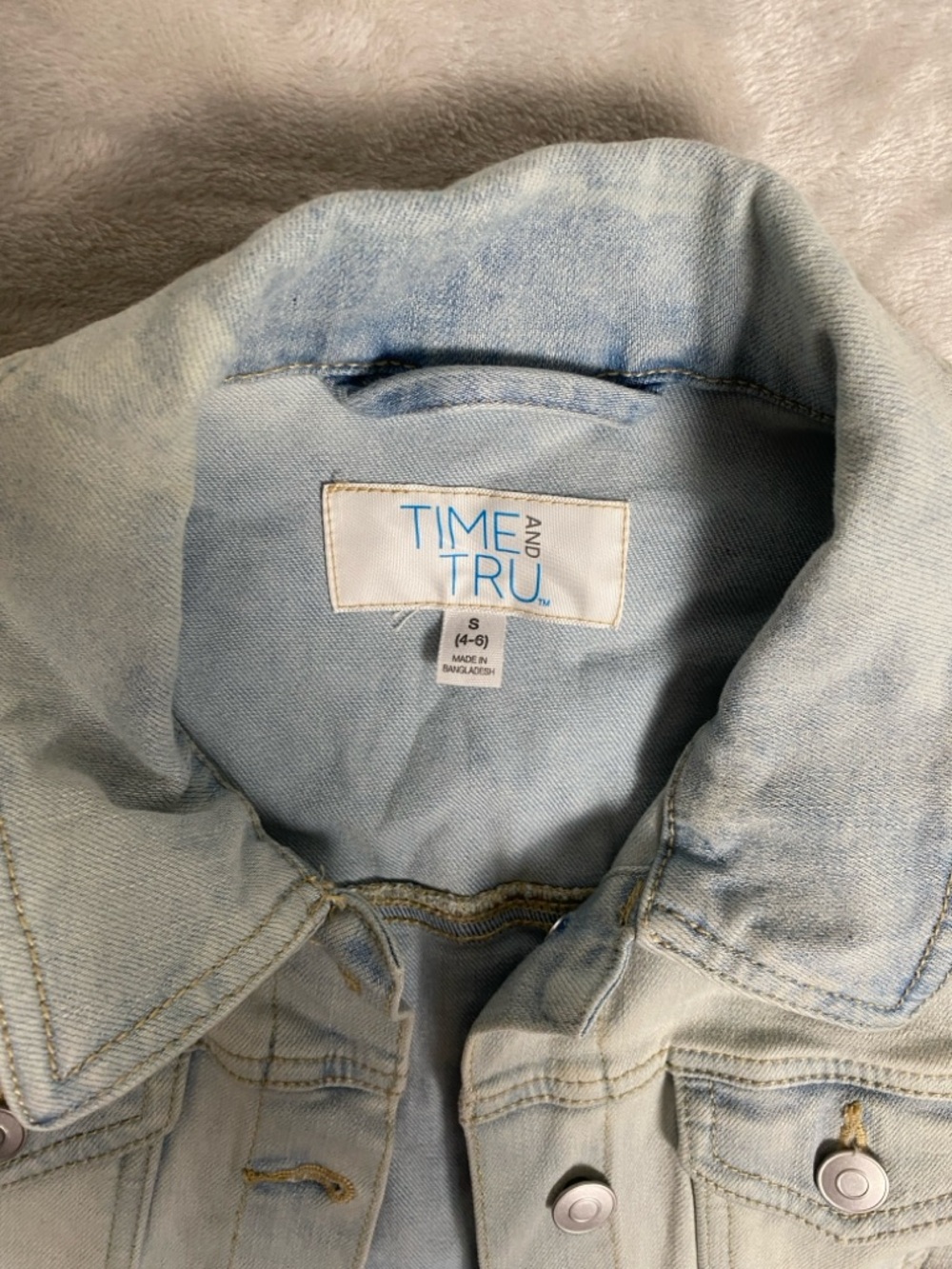 Time and Tru Light Blue Denim Jacket - Picture 3 of 6